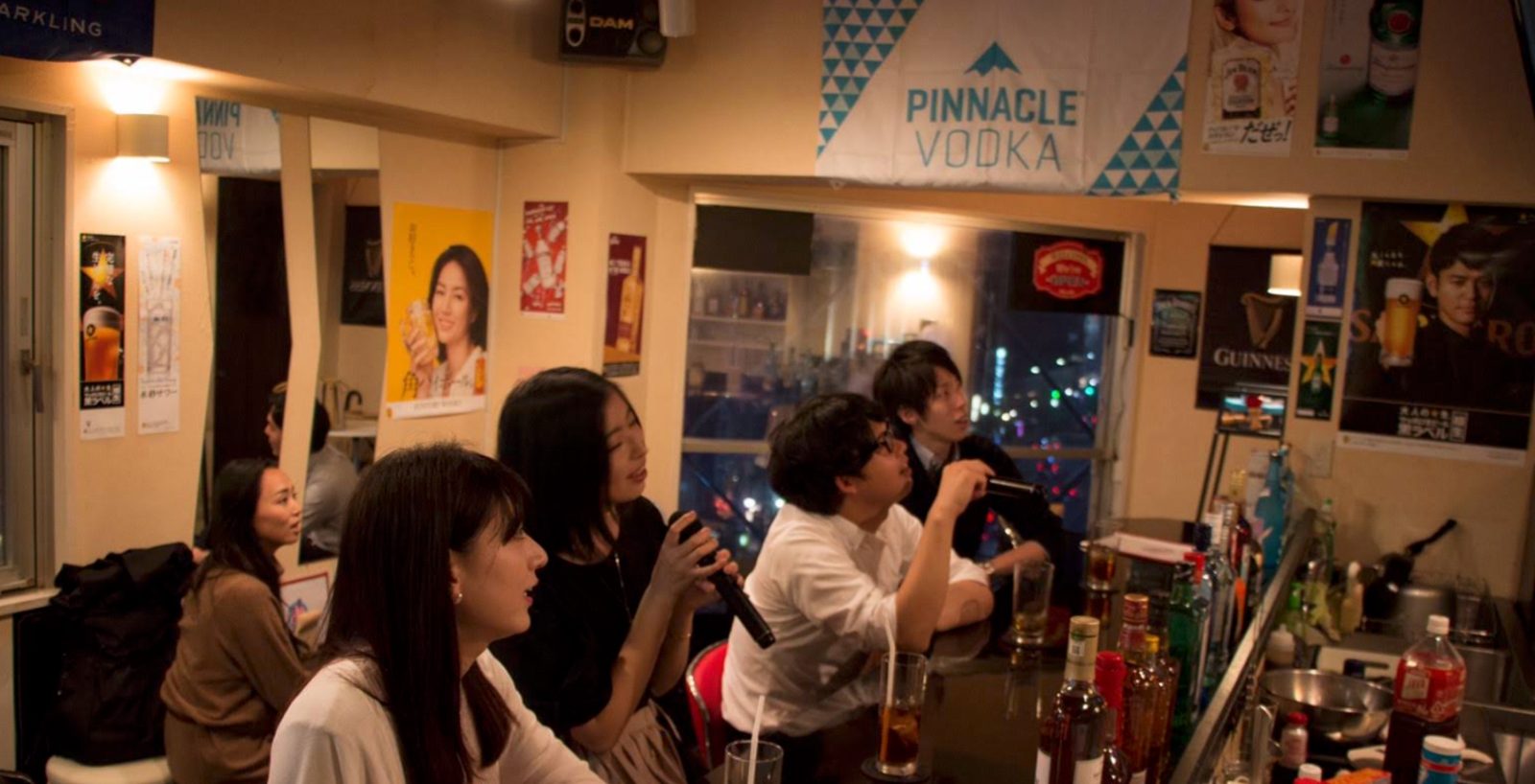 BAR CIRCLE 店内写真2